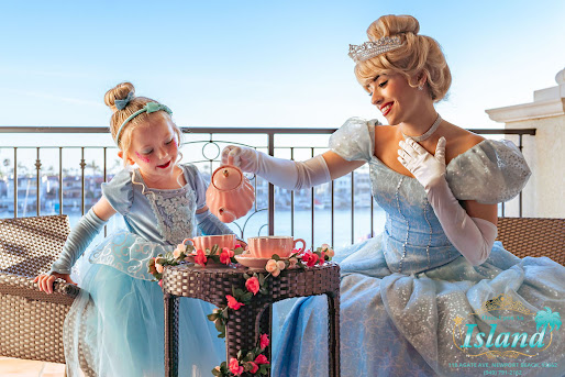 Princess visit at home